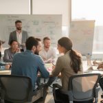 découvrez pourquoi les soft skills sont essentiels dans les parcours de formation pour réussir professionnellement et s'adapter aux évolutions du marché du travail.